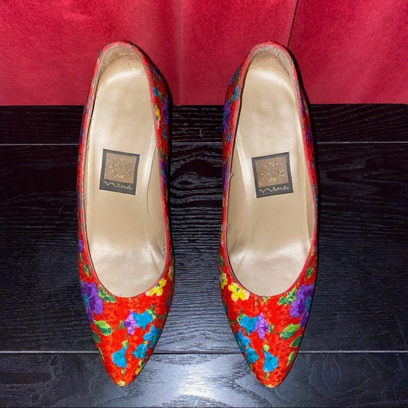 Vintage 80’s Floral Brocade Nina Heels - Picture 3 of 9
